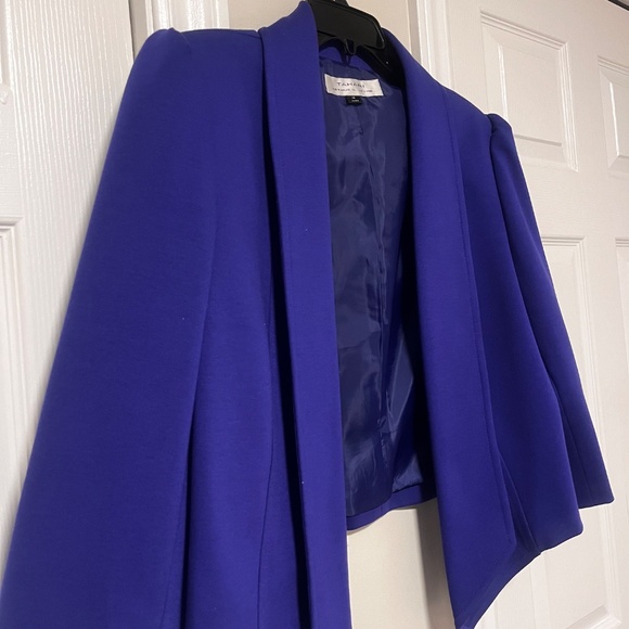 Tahari Arthur S. Levine Blazer - Picture 4 of 4